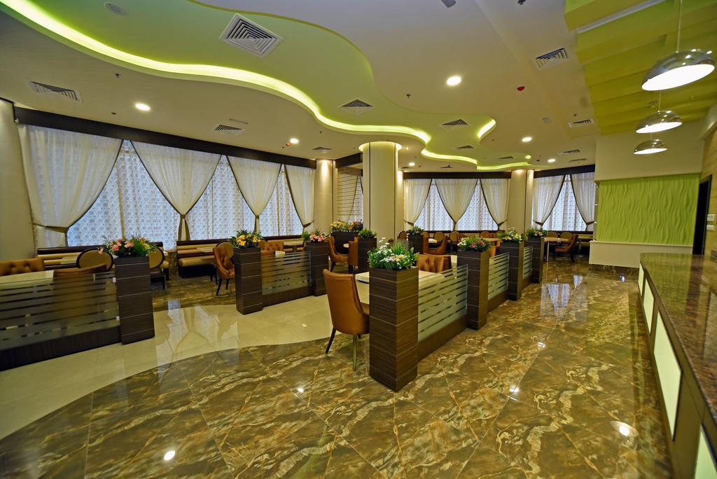 Alain Hotel Ajman Exterior photo